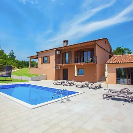 Vila Tranquil In Pazin With Swimming Pool *