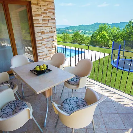 Tranquil In Pazin With Swimming Pool