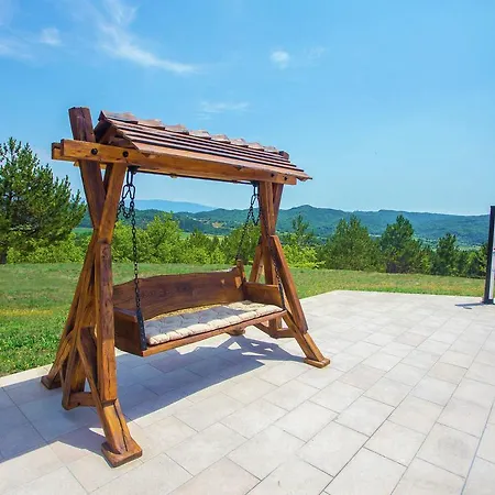 Tranquil In Pazin With Swimming Pool Vila *