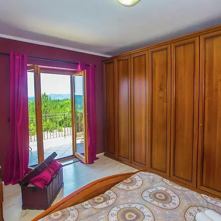 Vila Tranquil In Pazin With Swimming Pool