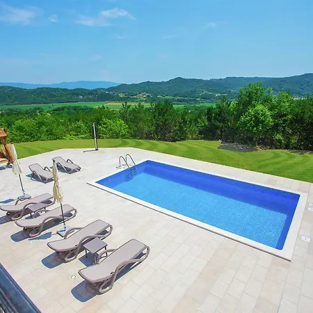 Vila Tranquil In Pazin With Swimming Pool *