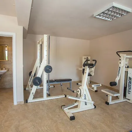 Tranquil In Pazin With Swimming Pool Cerovlje